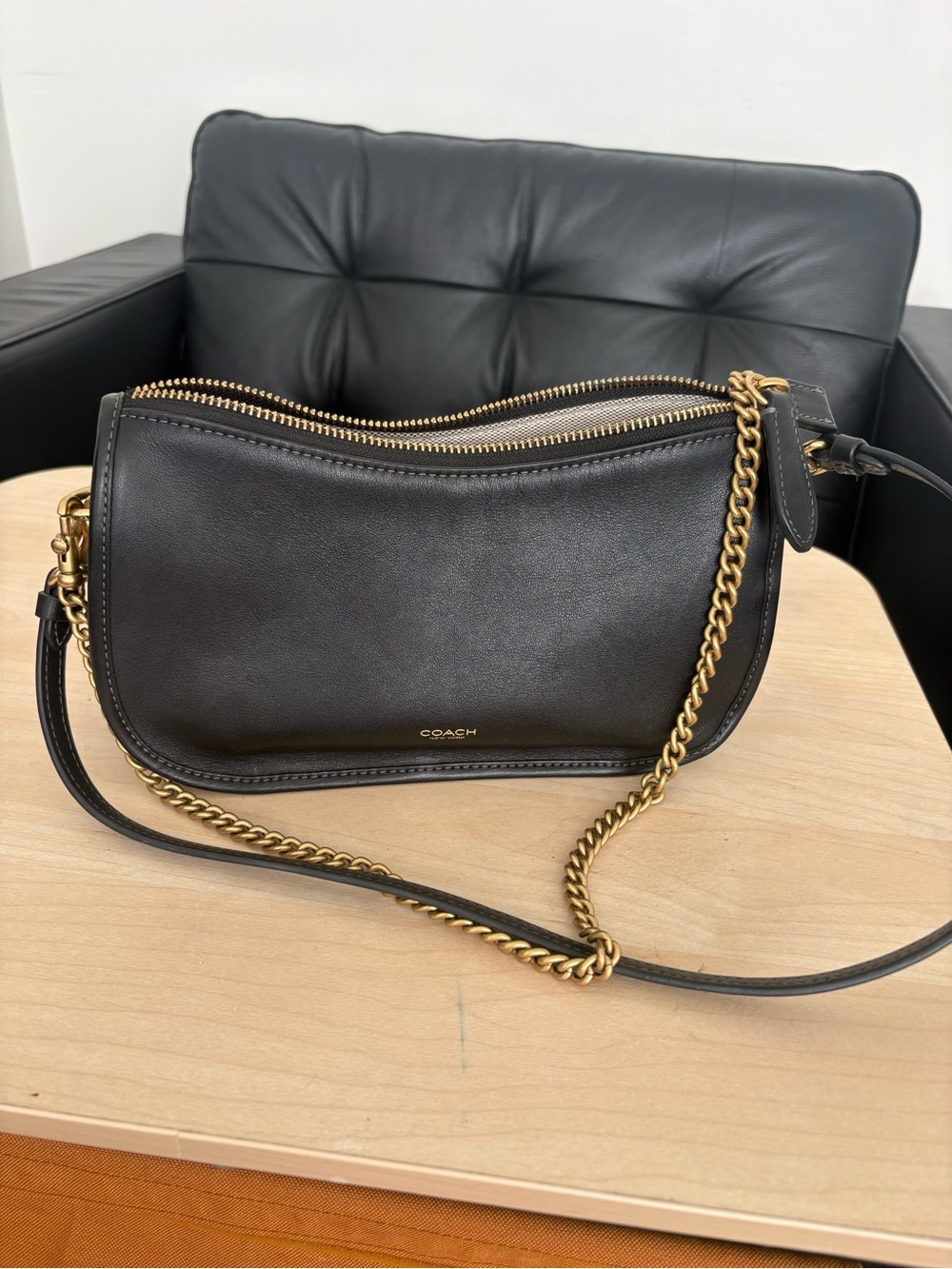 Coach Waverly Black Leather Shoulder Bag - Picture 4 of 6